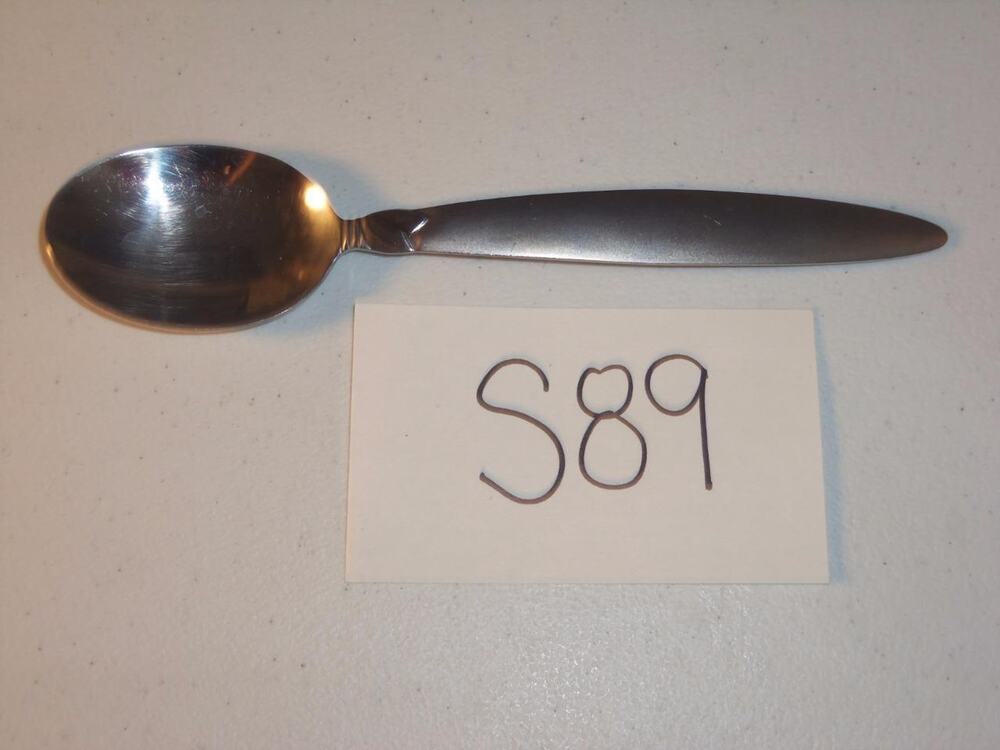 Pfaltzgraff Satin Laurel Solid Serving Spoon Stainless 18/0 -0316S89